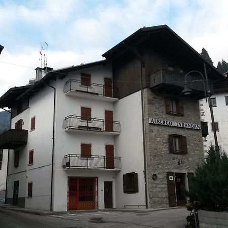 Albergo Meuble Tarandan Forni di Sopra Exteriör bild